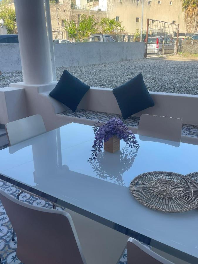 Casa Grazia Apartments Città di Lipari Esterno foto